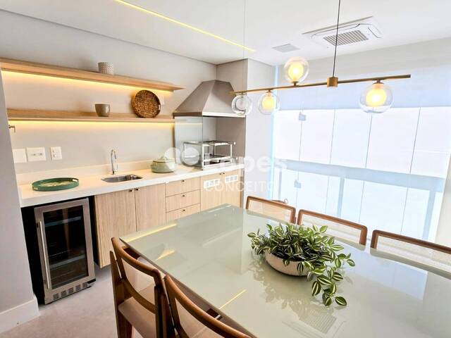 Apartamento para Venda em Santos - 4