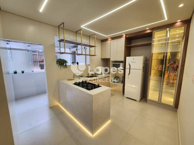 #5920 - Apartamento para Venda em Santos - SP - 1