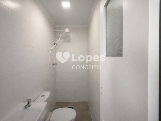 Apartamento para Venda em Santos - 5