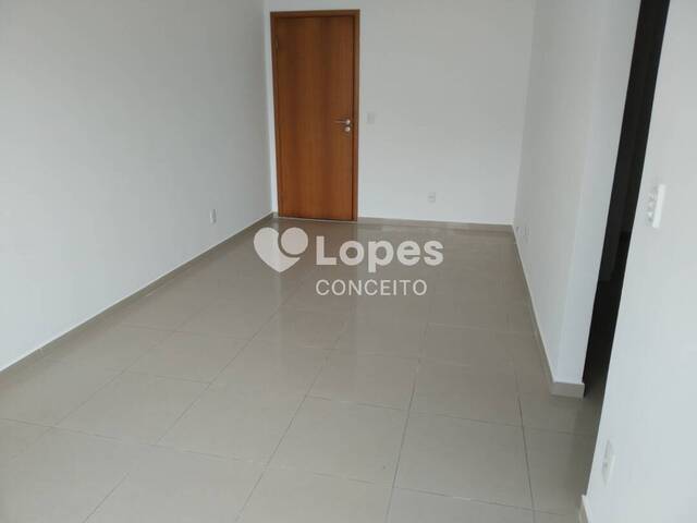 #3254 - Apartamento para Locação em Santos - SP