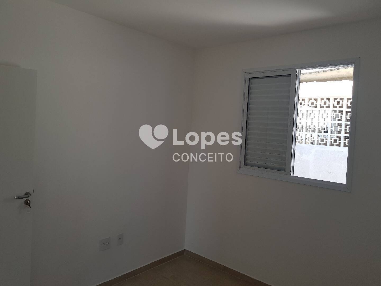 Casa à venda com 2 quartos, 57m² - Foto 5
