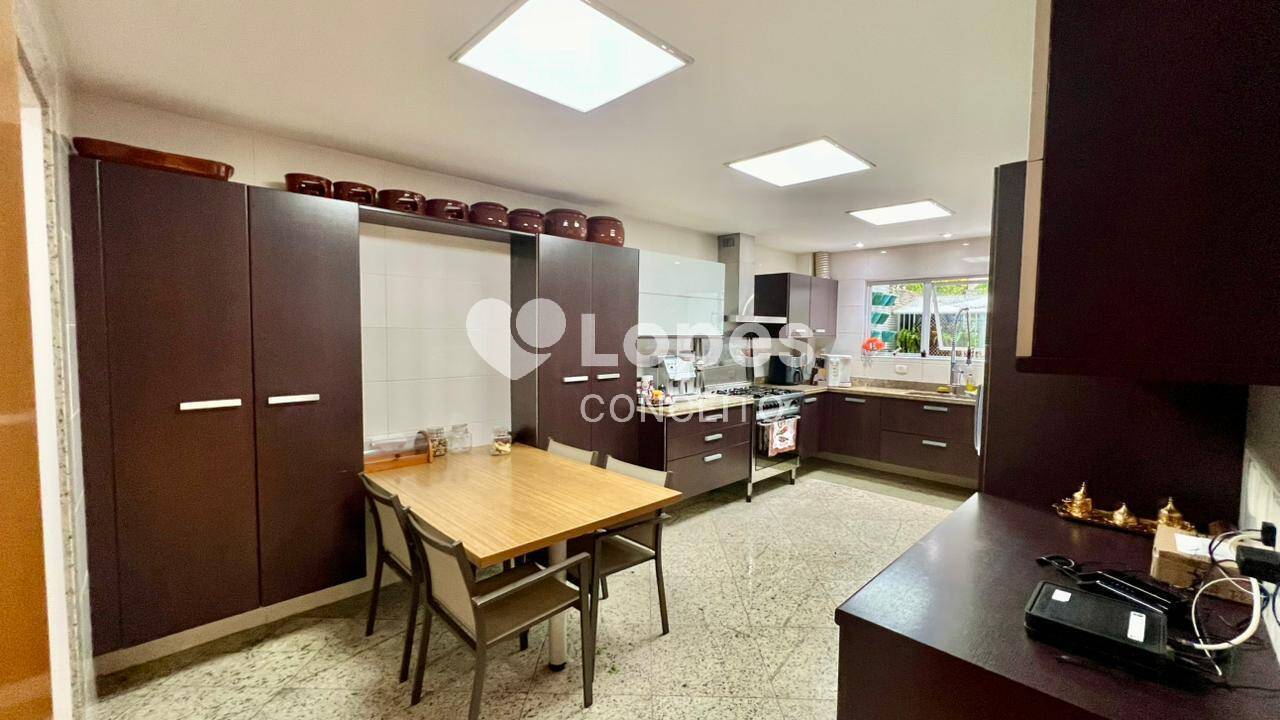 Apartamento, 3 quartos, 222 m² - Foto 12