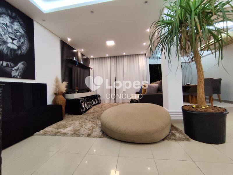 Apartamento, 2 quartos, 240 m² - Foto 88